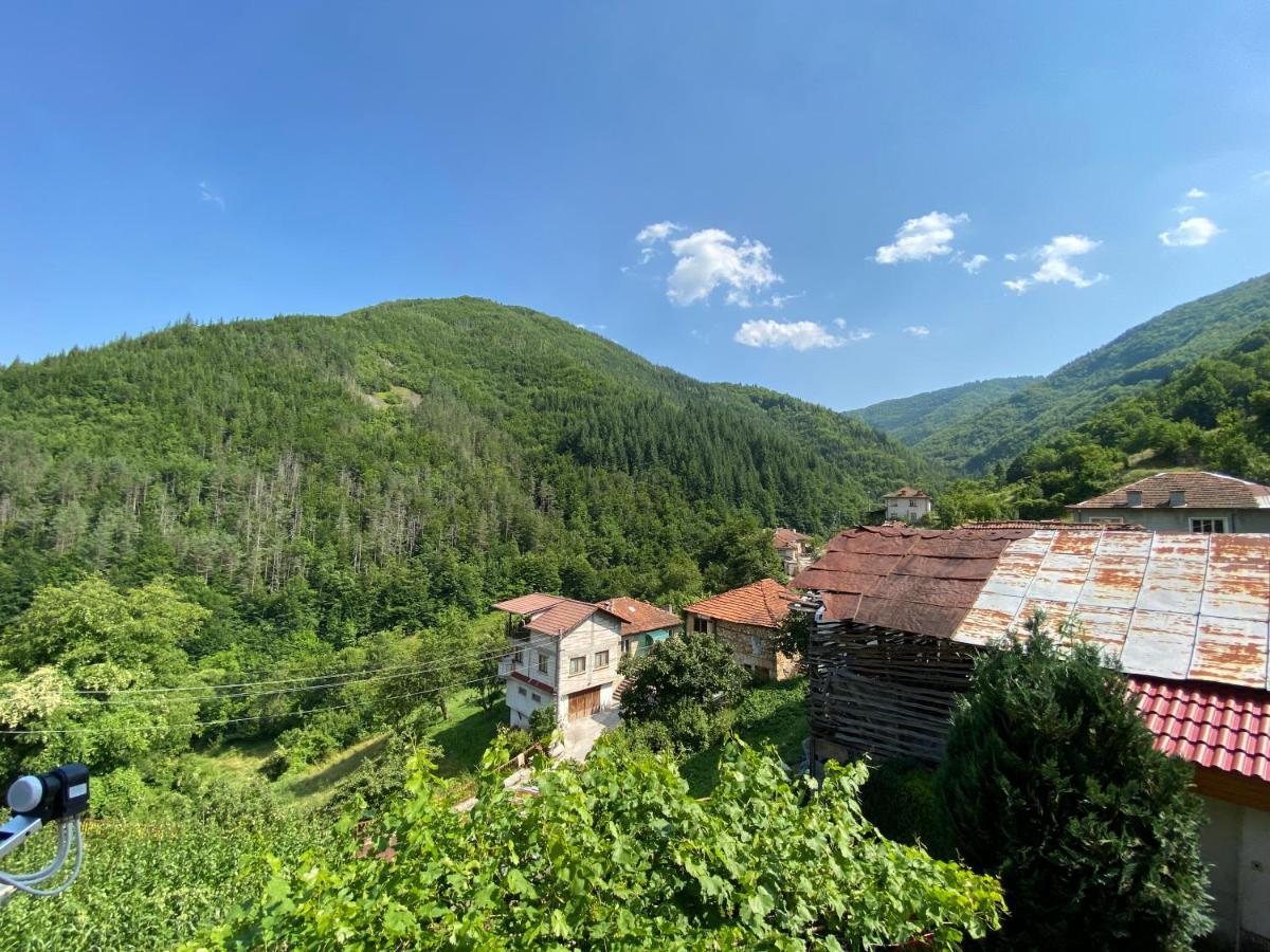 Къща За Гости Хаджиевата Къща Villa Smolyan Exterior foto